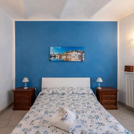 Casa Martina Apartment อัสตี ภายนอก รูปภาพ
