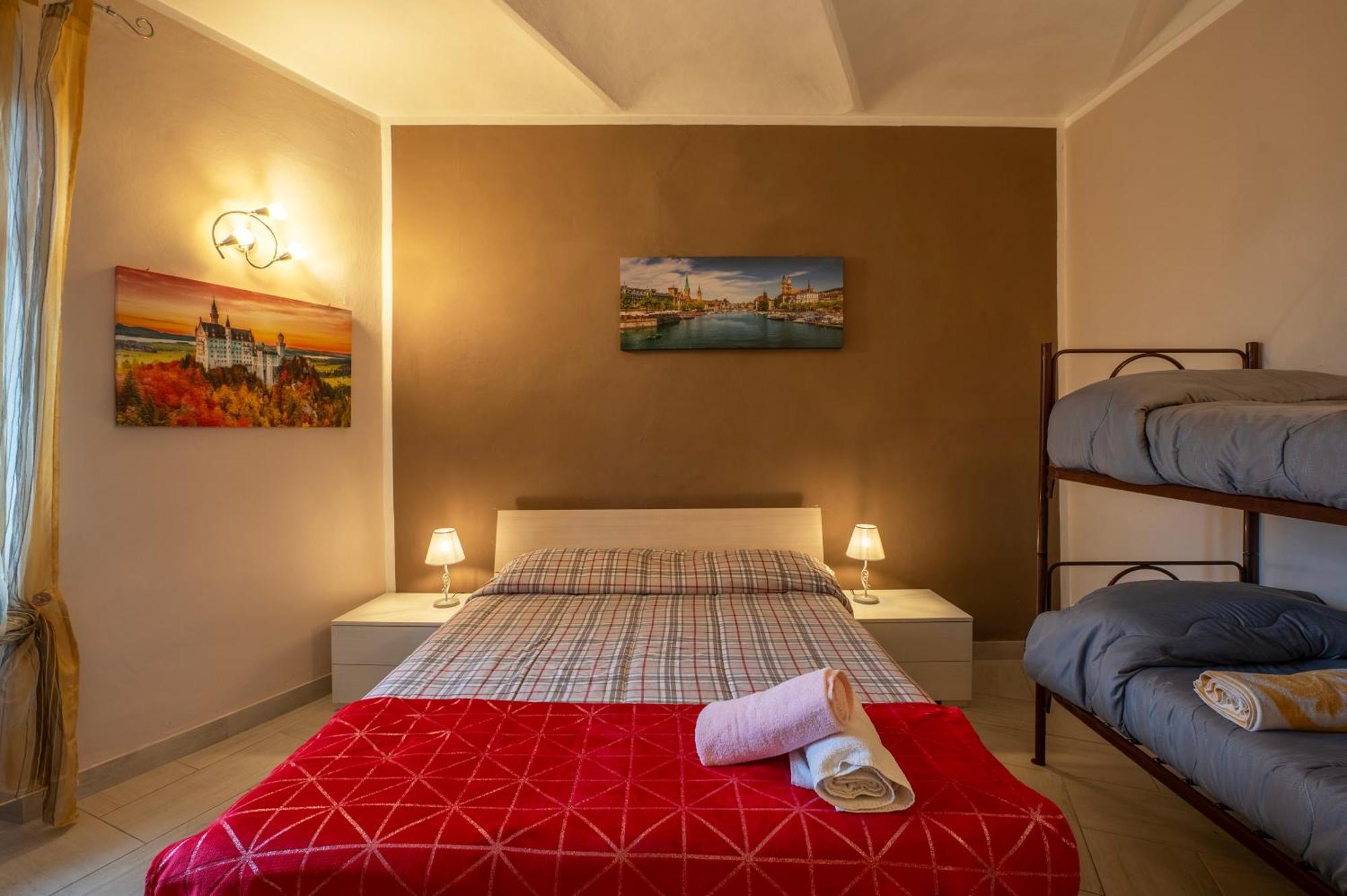Casa Martina Apartment อัสตี ภายนอก รูปภาพ