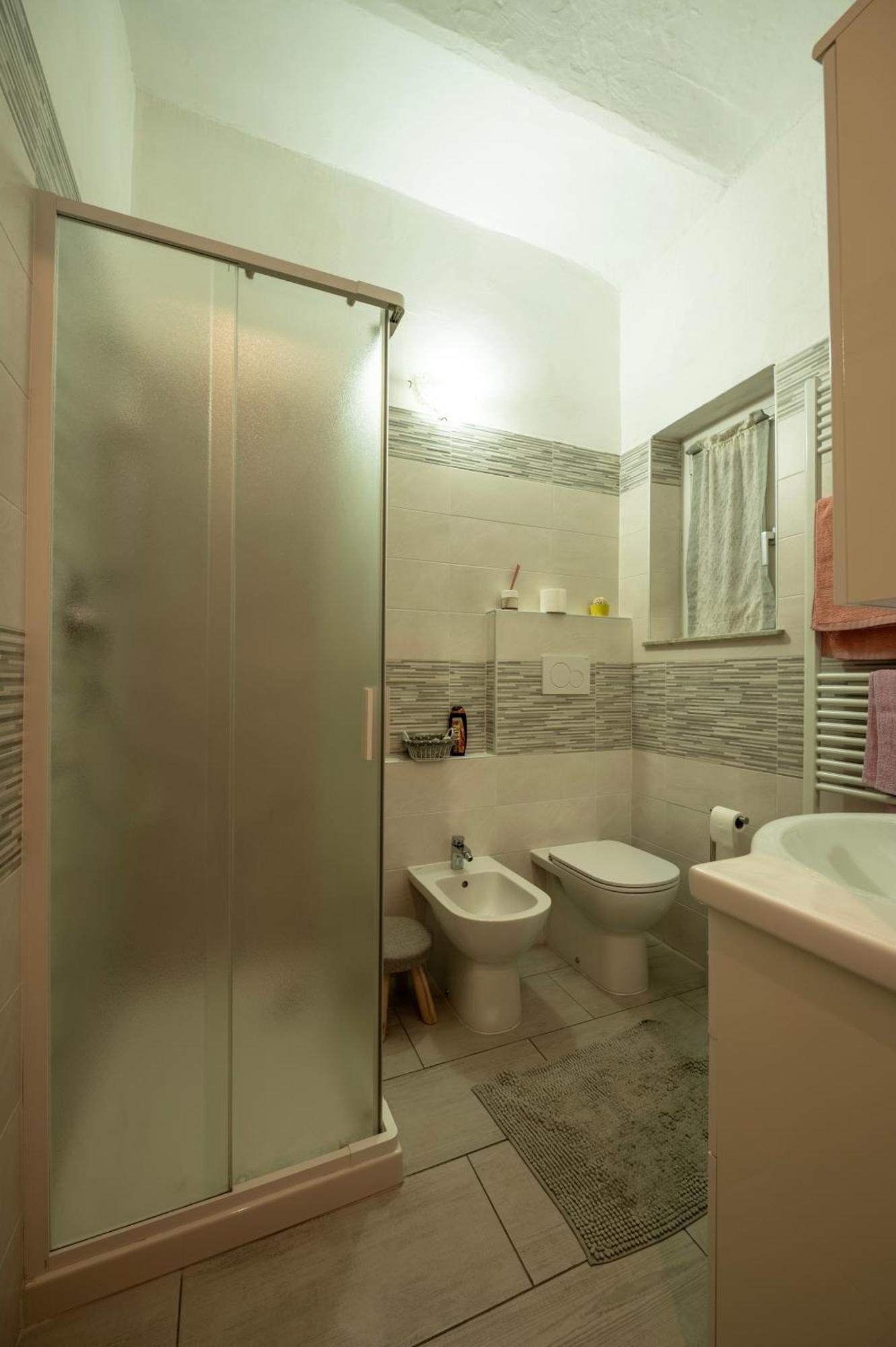 Casa Martina Apartment อัสตี ภายนอก รูปภาพ