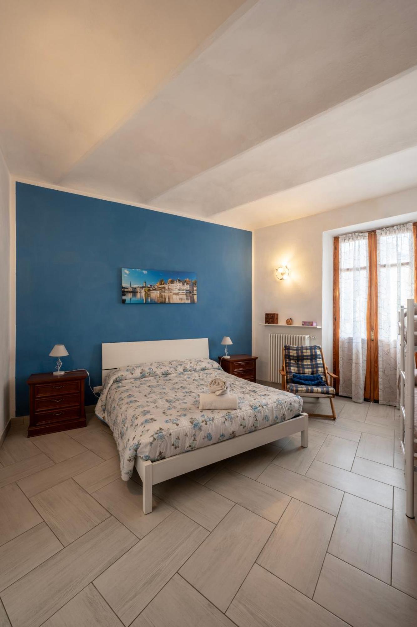 Casa Martina Apartment อัสตี ภายนอก รูปภาพ