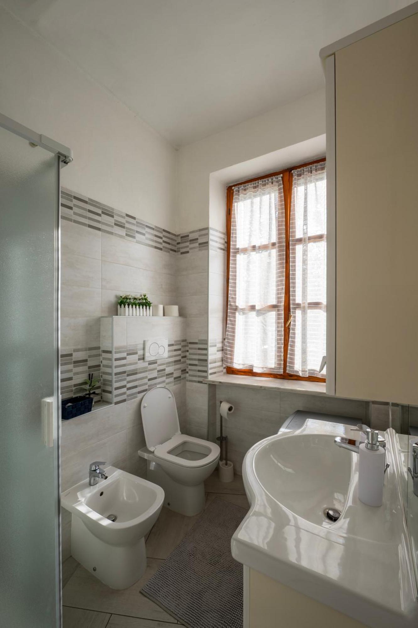 Casa Martina Apartment อัสตี ภายนอก รูปภาพ