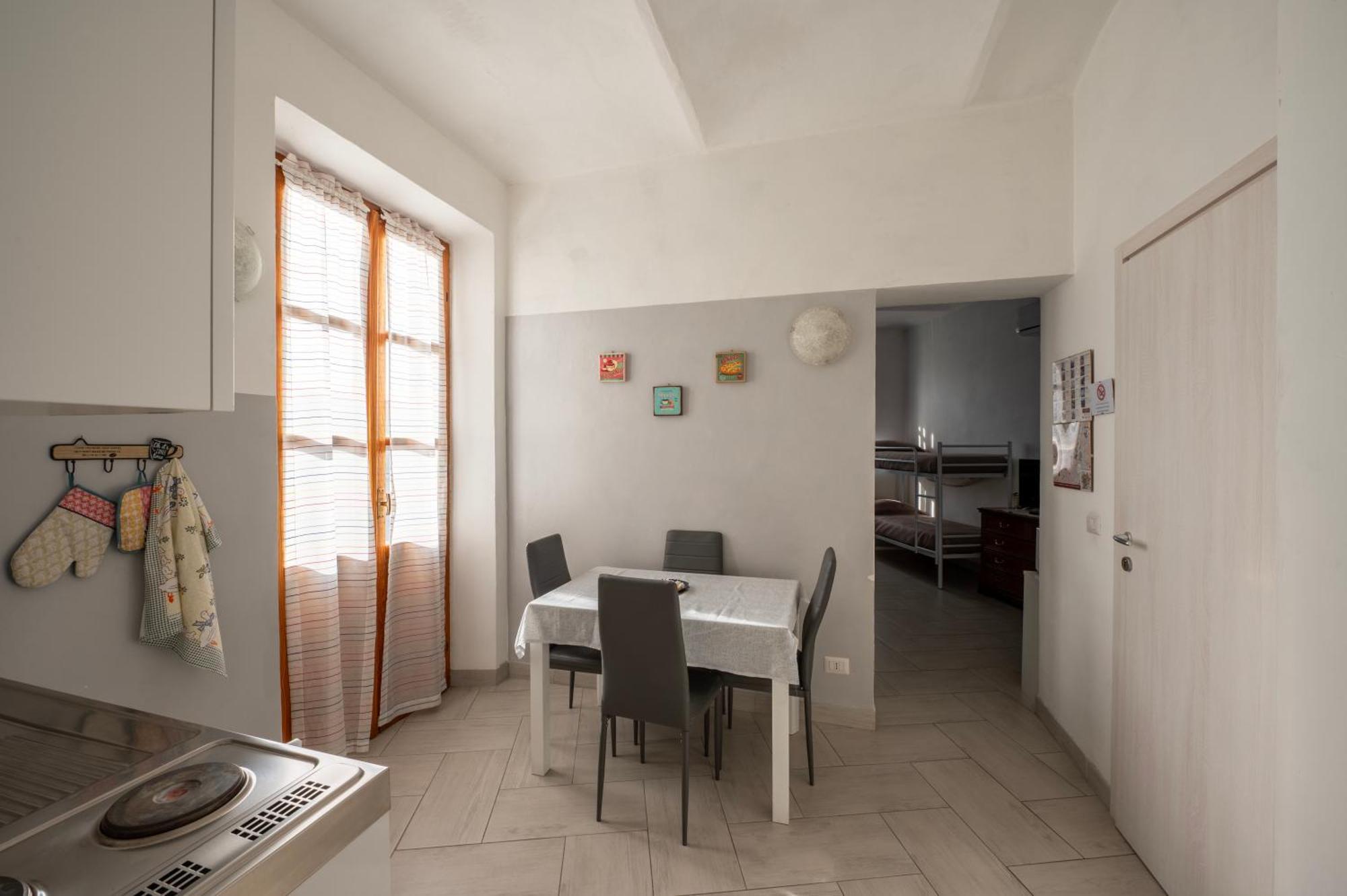 Casa Martina Apartment อัสตี ภายนอก รูปภาพ